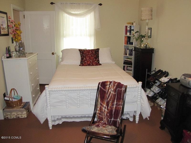 207 Moore Street, Beaufort, NC 28516