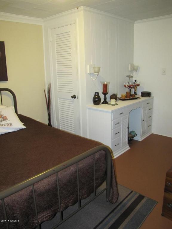 207 Moore Street, Beaufort, NC 28516