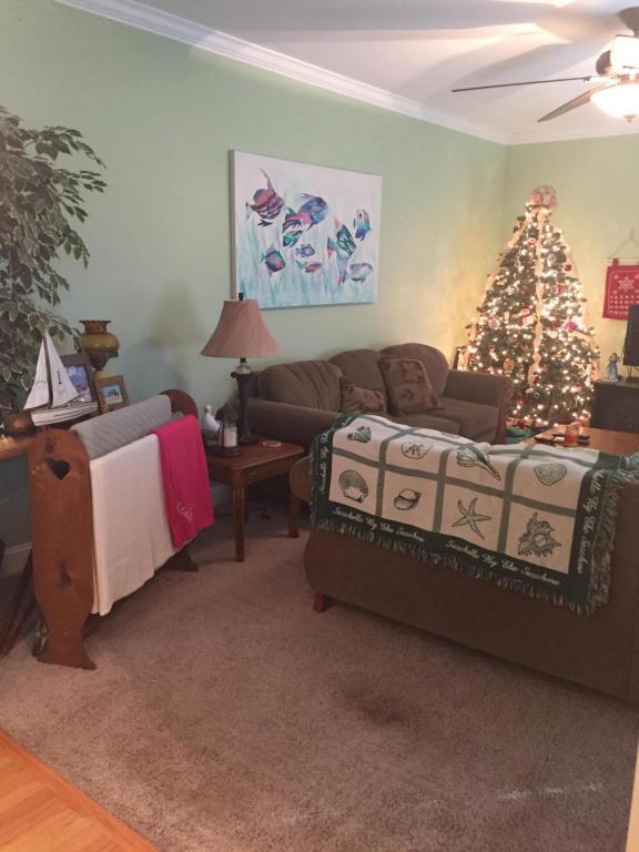153 Straits Point Road, Beaufort, NC 28516