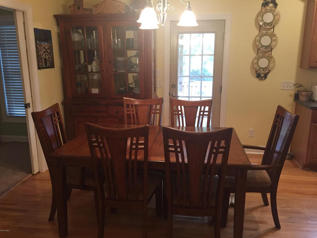 153 Straits Point Road, Beaufort, NC 28516