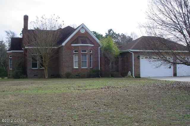 376 Goose Creek Road, Hubert, NC 28539
