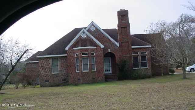 376 Goose Creek Road, Hubert, NC 28539