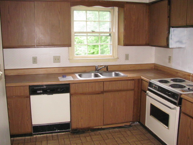 2433 Saddleridge DrMidway Park, NC, 28544Onslow County