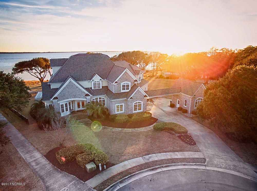 216 Glenn Abby Drive, Morehead City, NC 28557