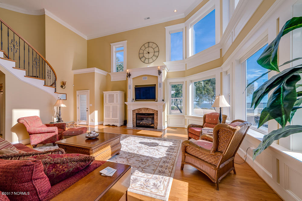 216 Glenn Abby Drive, Morehead City, NC 28557