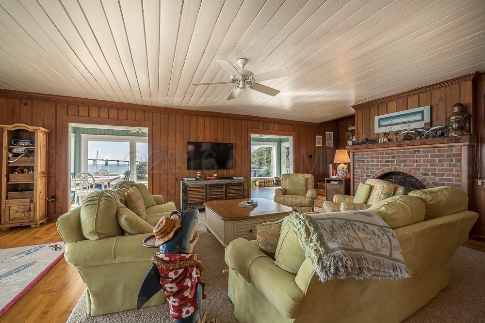 309 19th Street, Morehead City, NC 28557