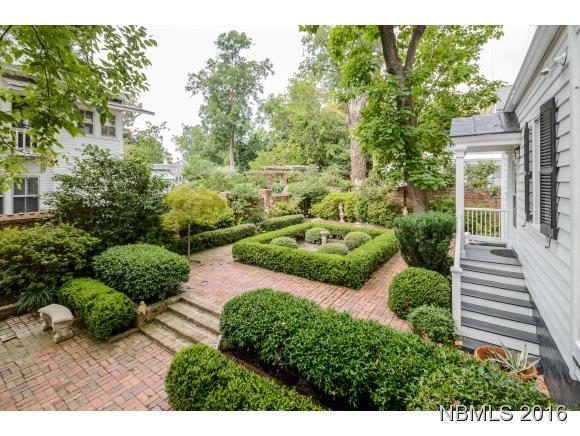 301 Johnson Street, New Bern, NC 28560
