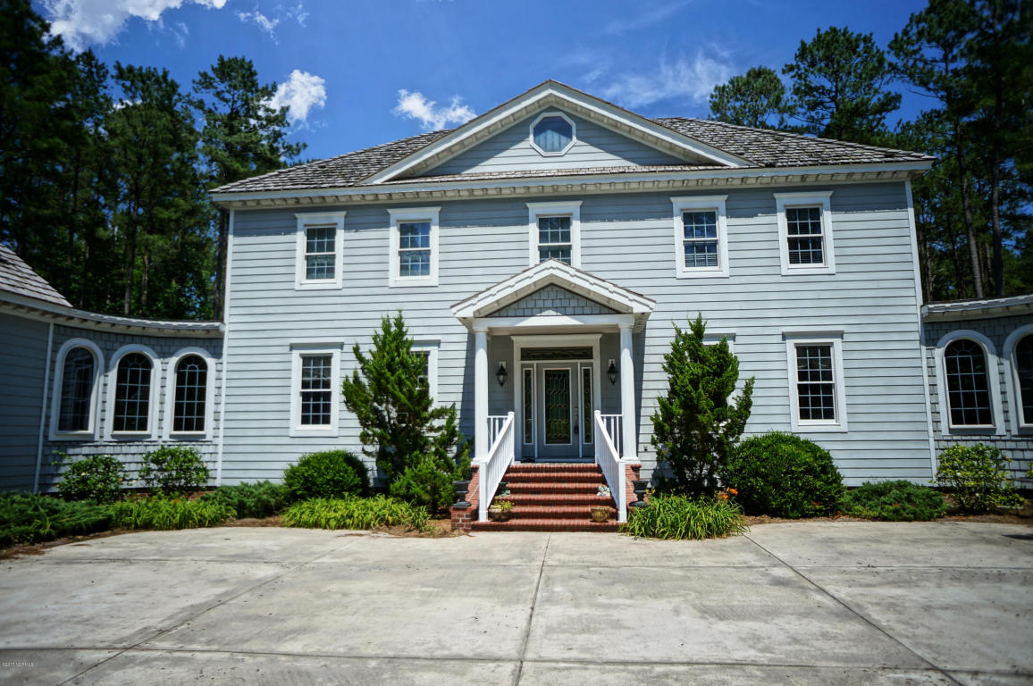 11 Bullens Creek Drive, New Bern, NC 28562