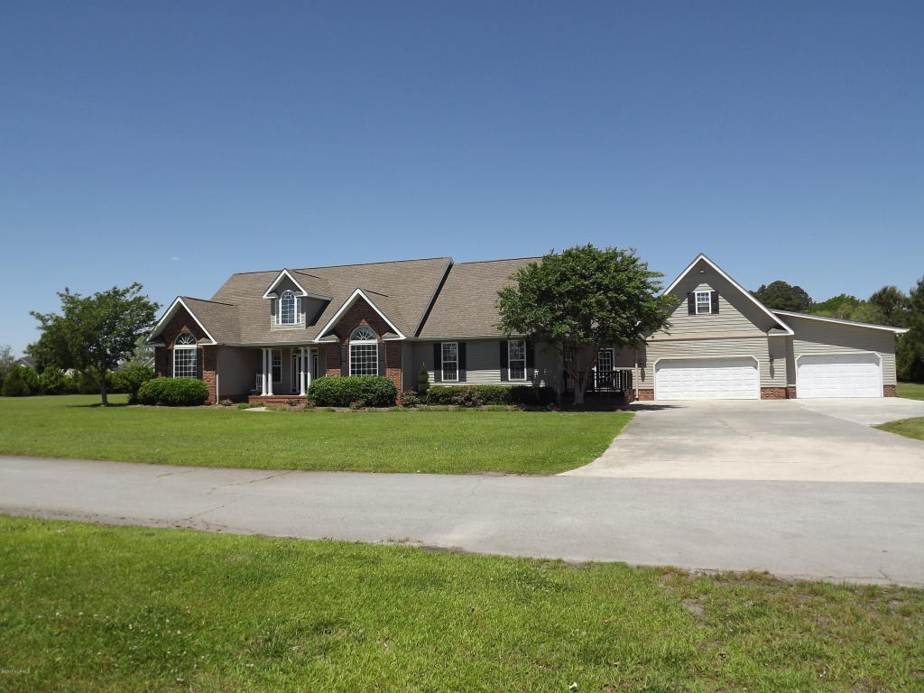 478 Newport Loop Road, Newport, NC 28570