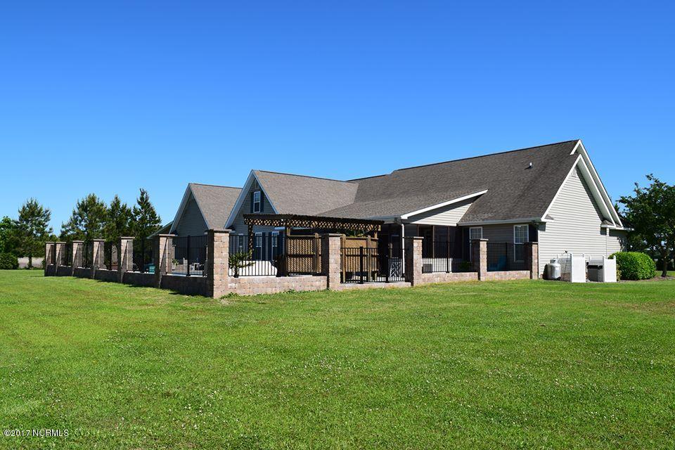 478 Newport Loop Road, Newport, NC 28570