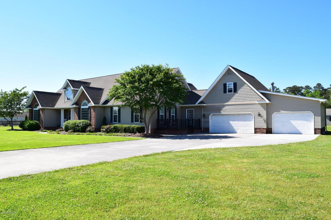 478 Newport Loop Road, Newport, NC 28570