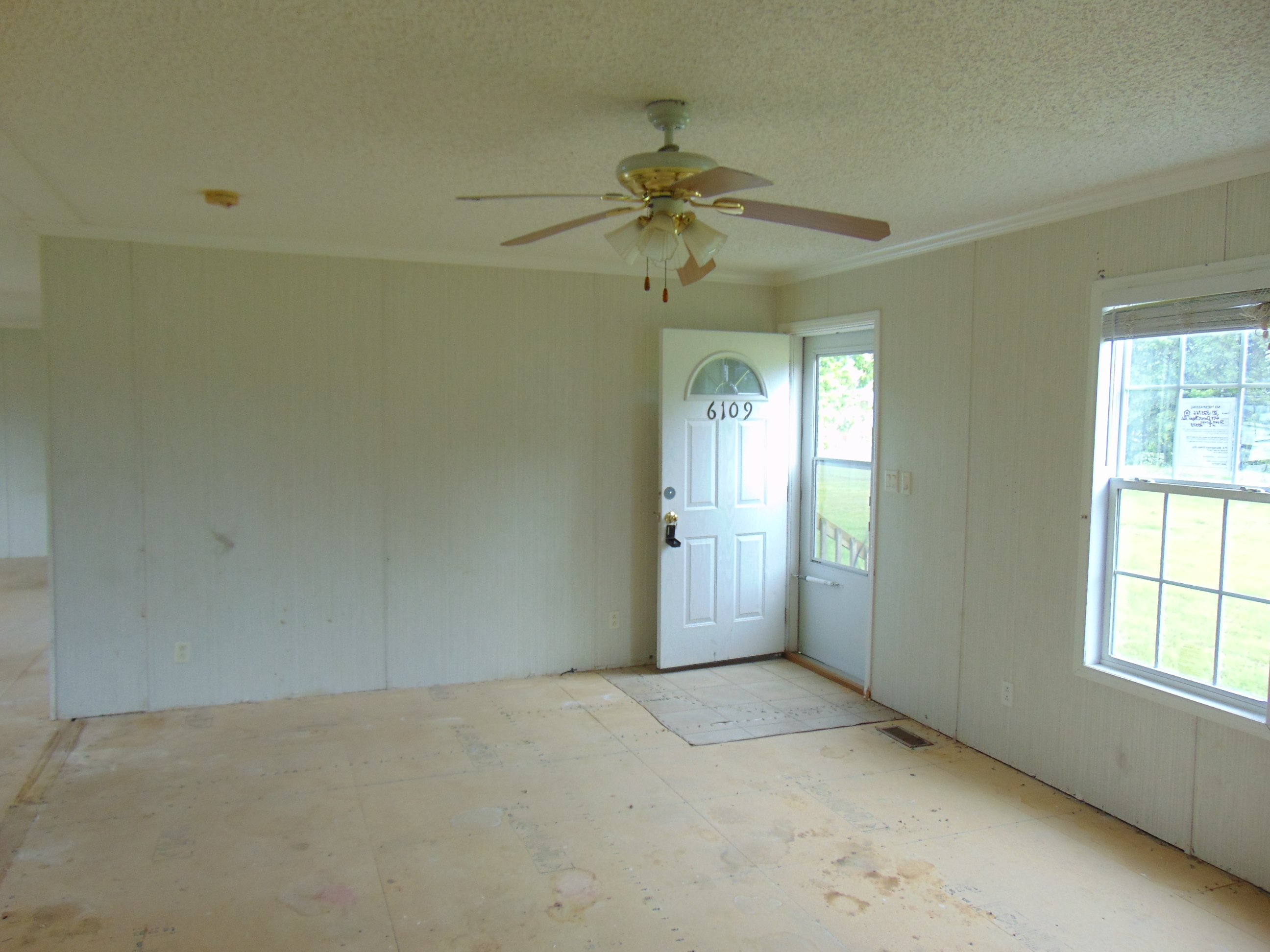 6109 Dalys Chapel RSeven Springs, NC, 28578Lenoir County