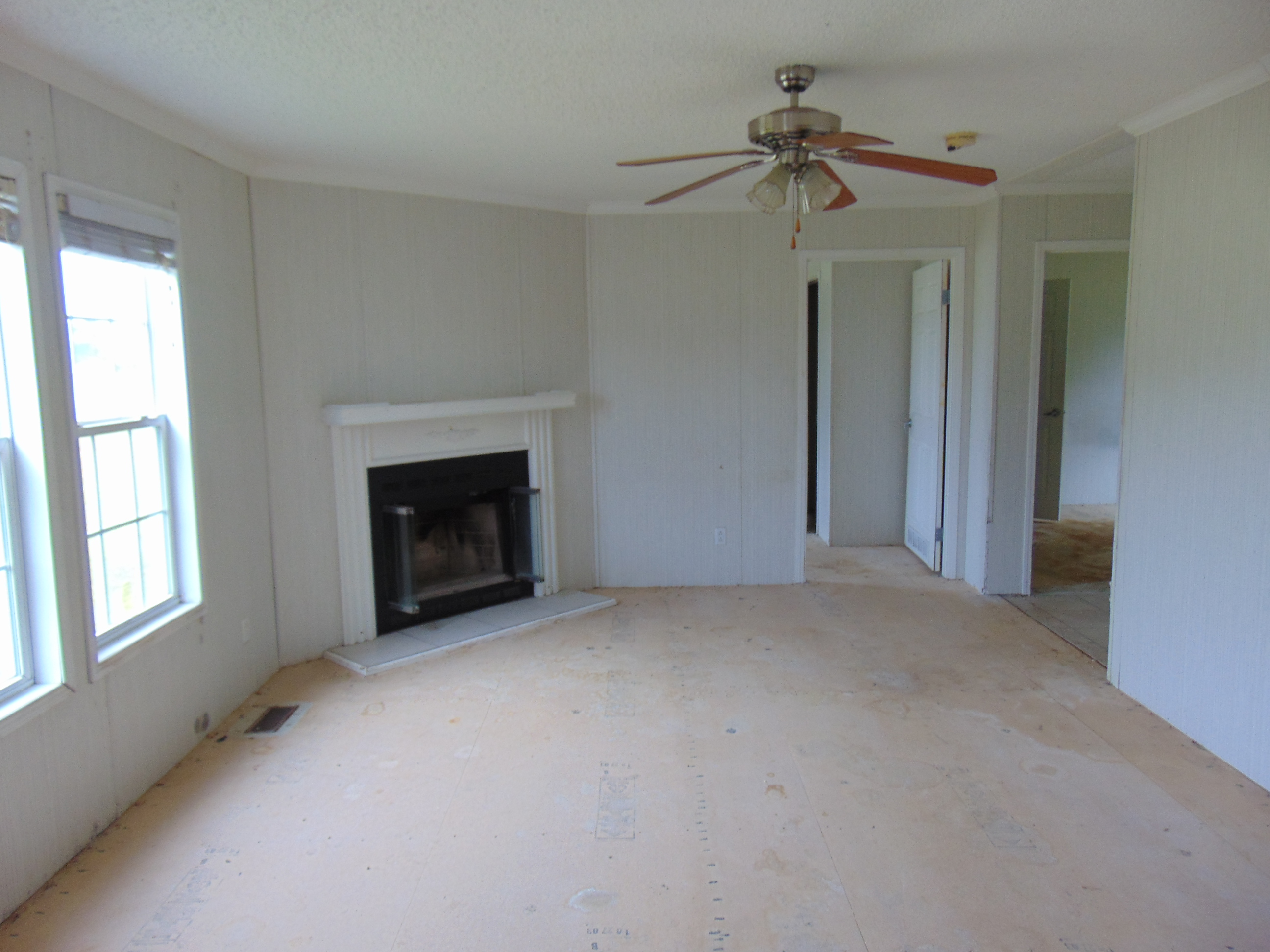 6109 Dalys Chapel RSeven Springs, NC, 28578Lenoir County