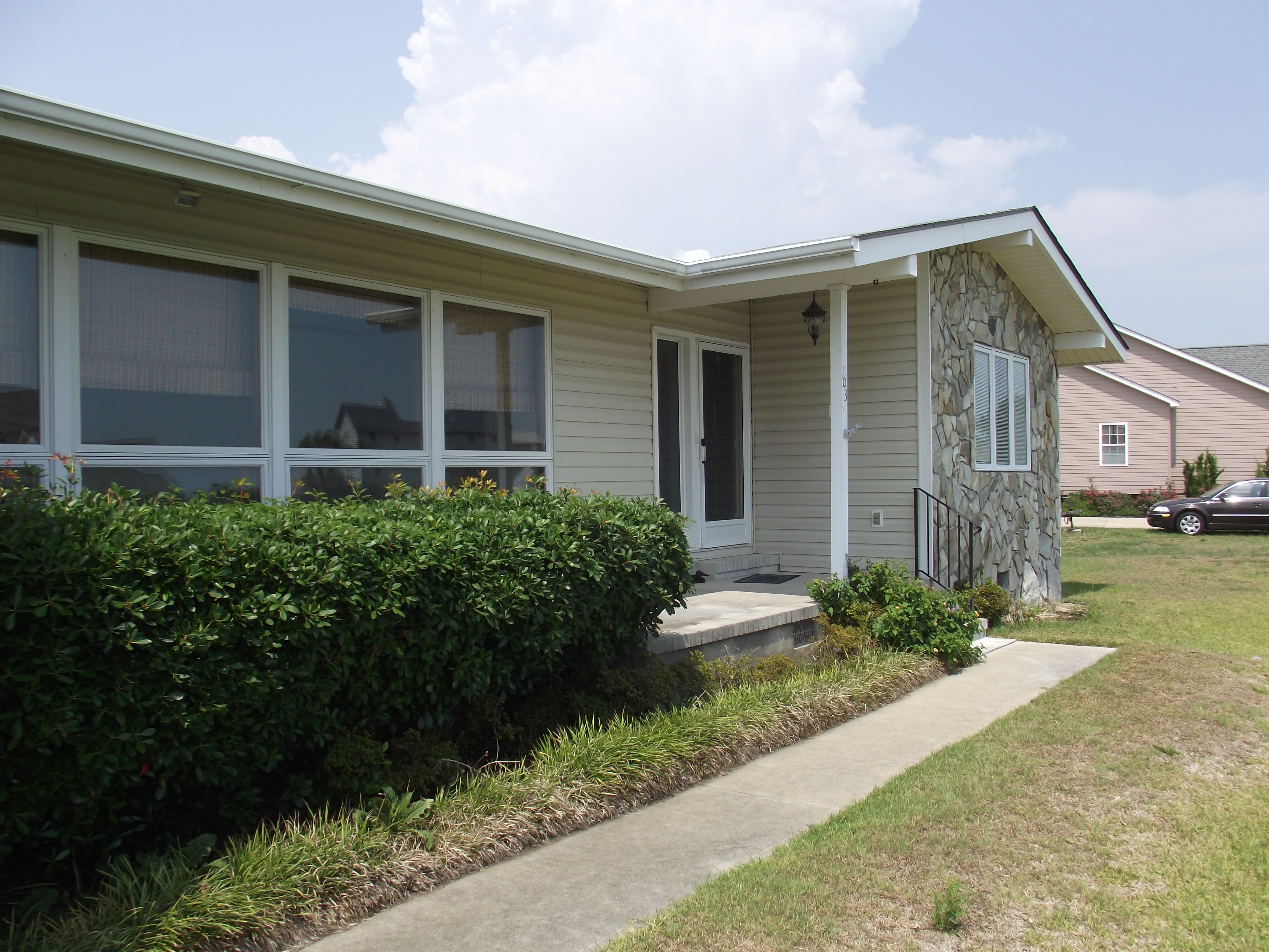 103 Hunting Bay Drive, Swansboro, United States 28584