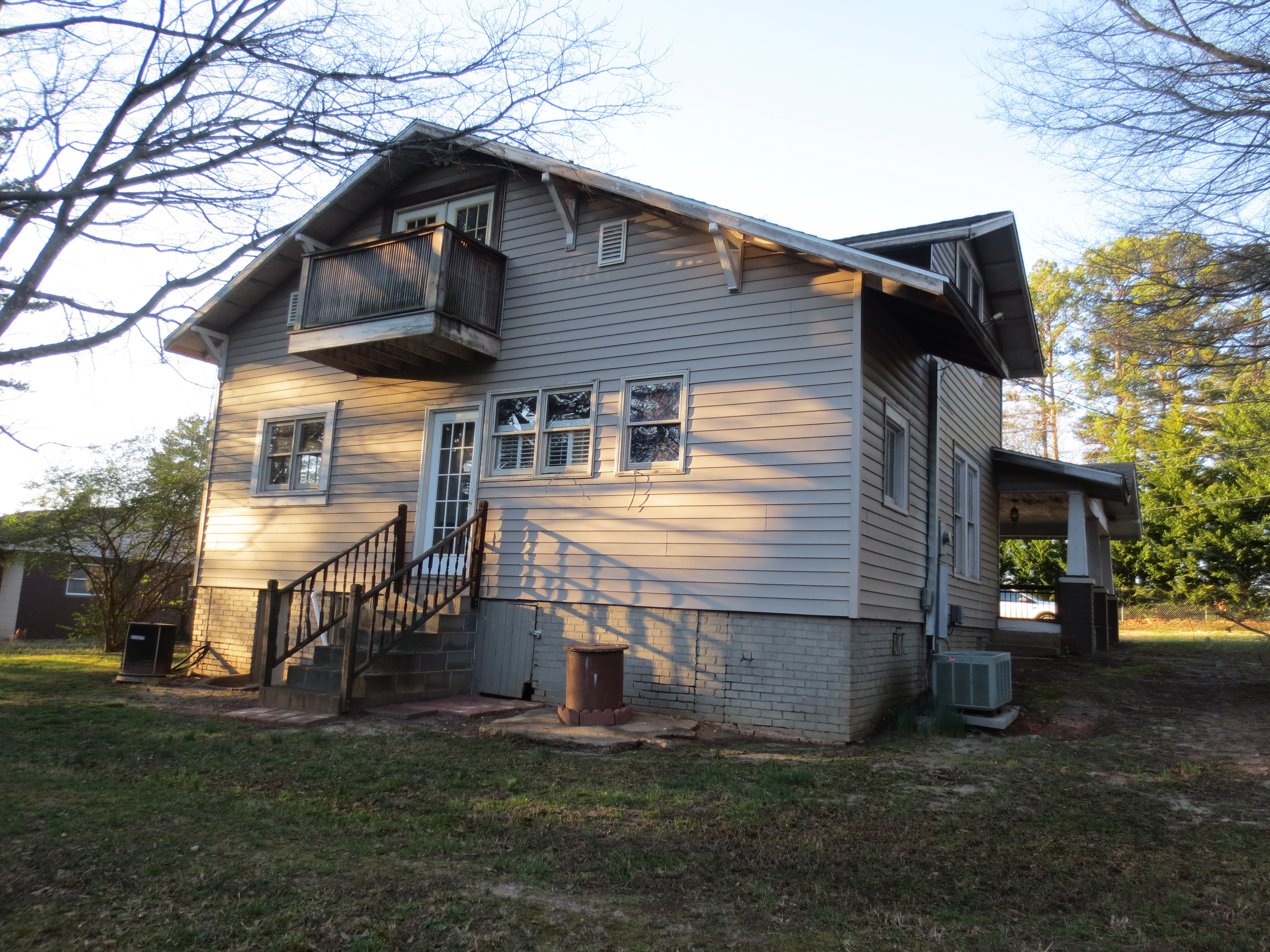 1323 3rd Ave NWHickory, NC, 28601Catawba County