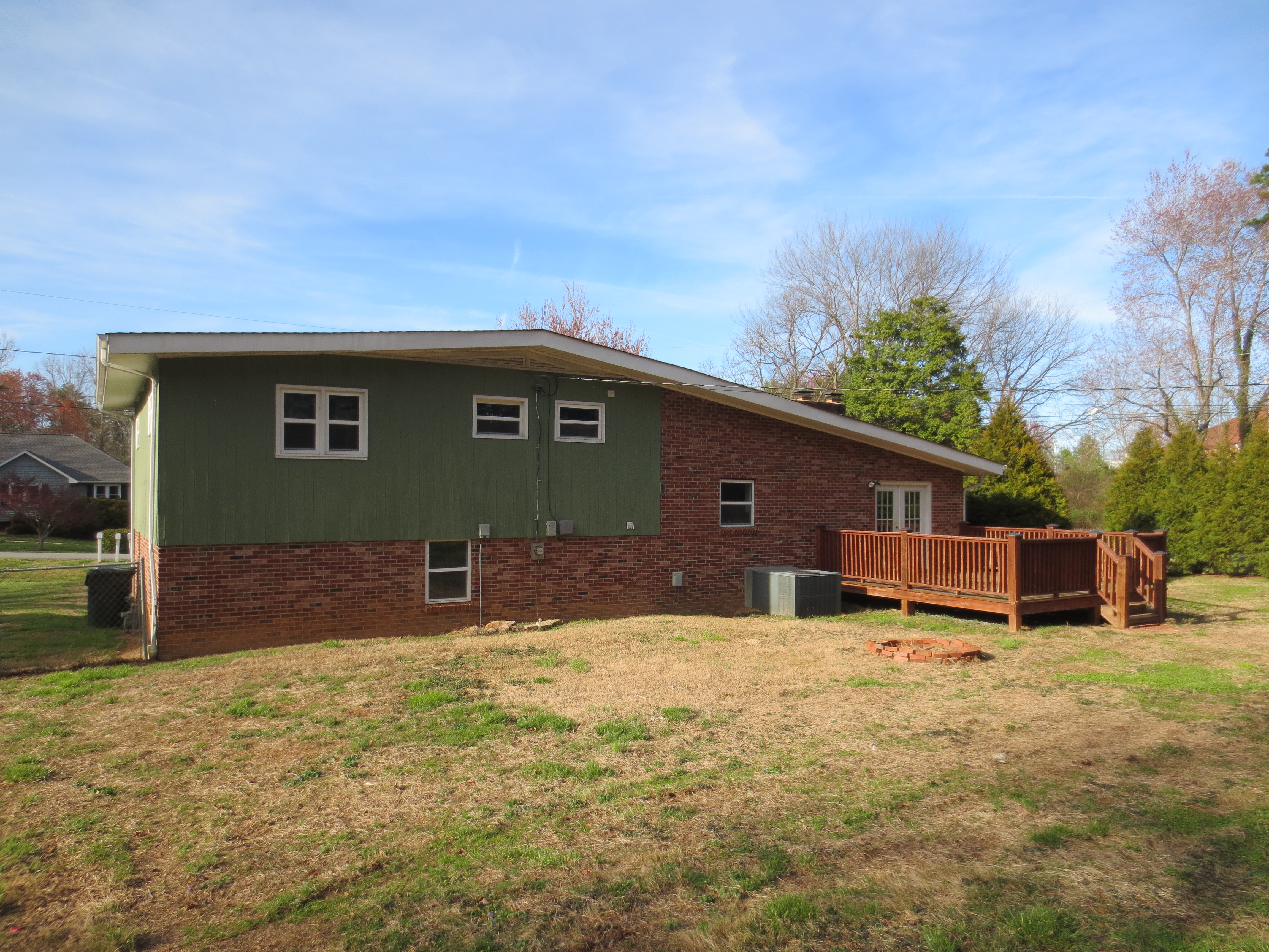 51 28th Ave Dr NWHickory, NC, 28601Catawba County