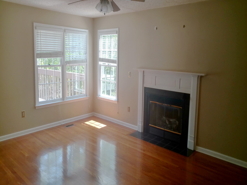 4864 Glen Hollow Lane NEHickory, NC, 28601Catawba County