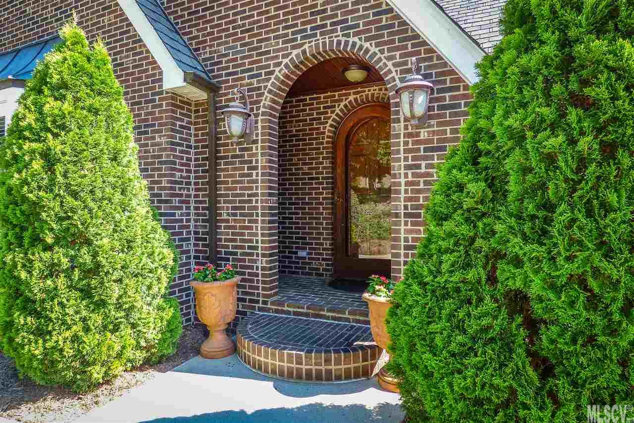 470 44TH AVE DR NW, Hickory, NC 28601
