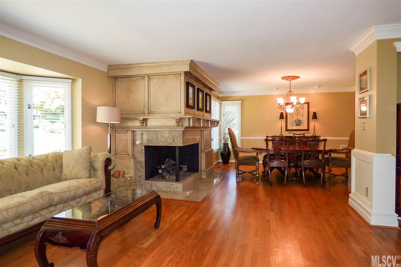470 44TH AVE DR NW, Hickory, NC 28601