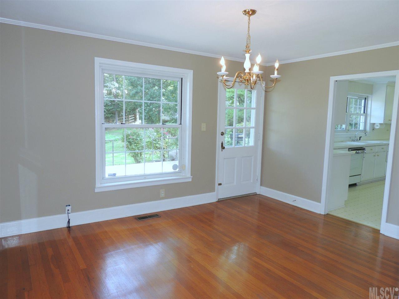 1280 10TH ST BLVD NW, Hickory, NC 28601