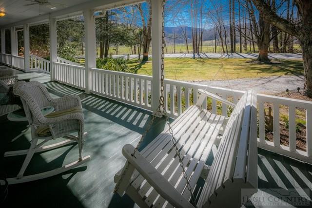 4584 NC Highway 194 South , Banner Elk, NC 28604