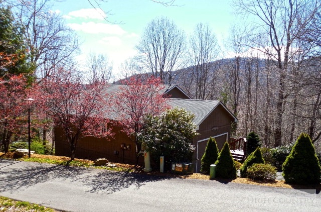 134 WOODWINDS CT., Seven Devils, NC 28604