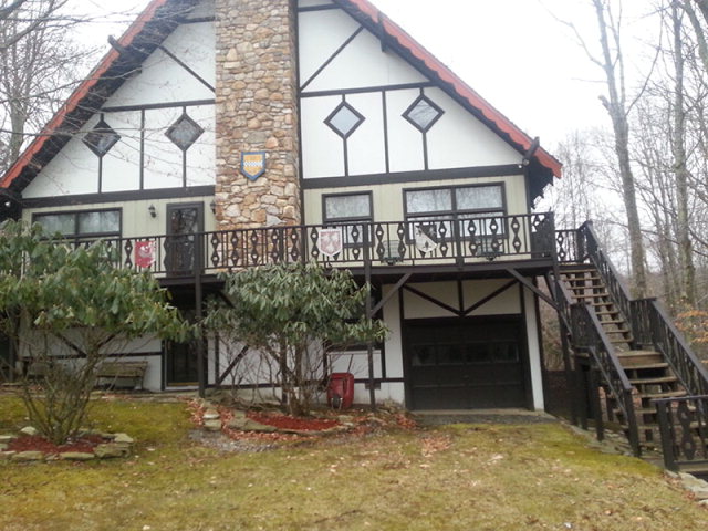 113 Locust Ridge Road, Beech Mountain, NC 28604
