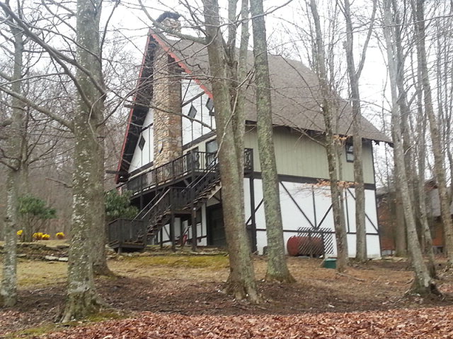 113 Locust Ridge Road, Beech Mountain, NC 28604