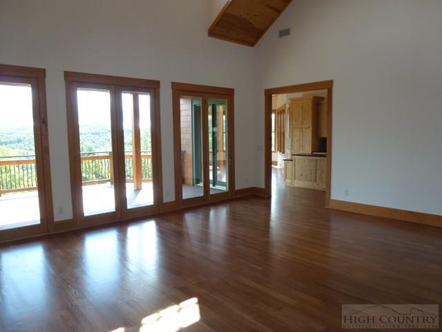 185 West Indrio Road, Blowing Rock, NC 28605