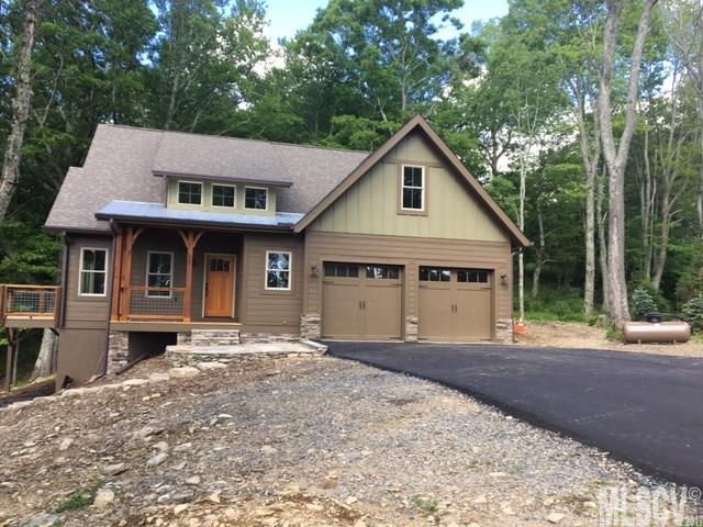 497 BLACK LOCUST CIR, Blowing Rock, NC 28605