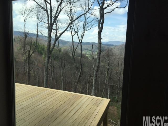 497 BLACK LOCUST CIR, Blowing Rock, NC 28605