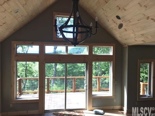 497 BLACK LOCUST CIR, Blowing Rock, NC 28605