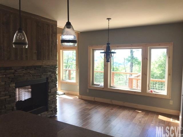 497 BLACK LOCUST CIR, Blowing Rock, NC 28605