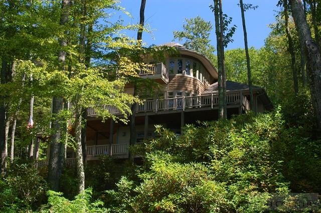 136 Newbiggin, Boone, NC 28607