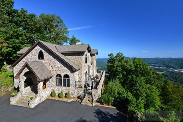 530 Howards Knob, Boone, NC 28607