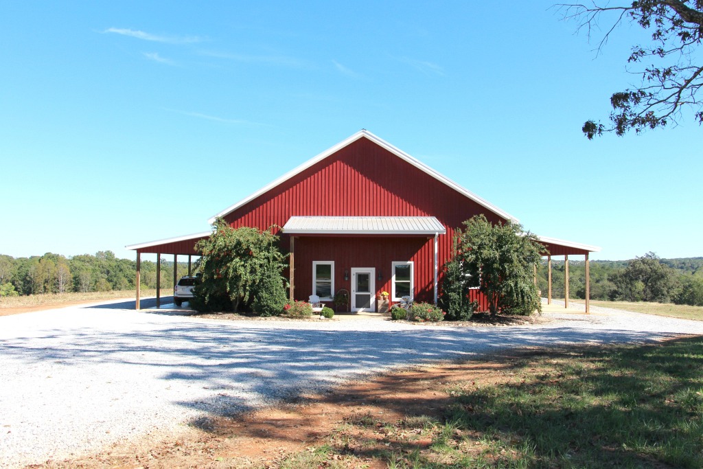 2385 Old Island Ford Rd, Claremont, NC 28610
