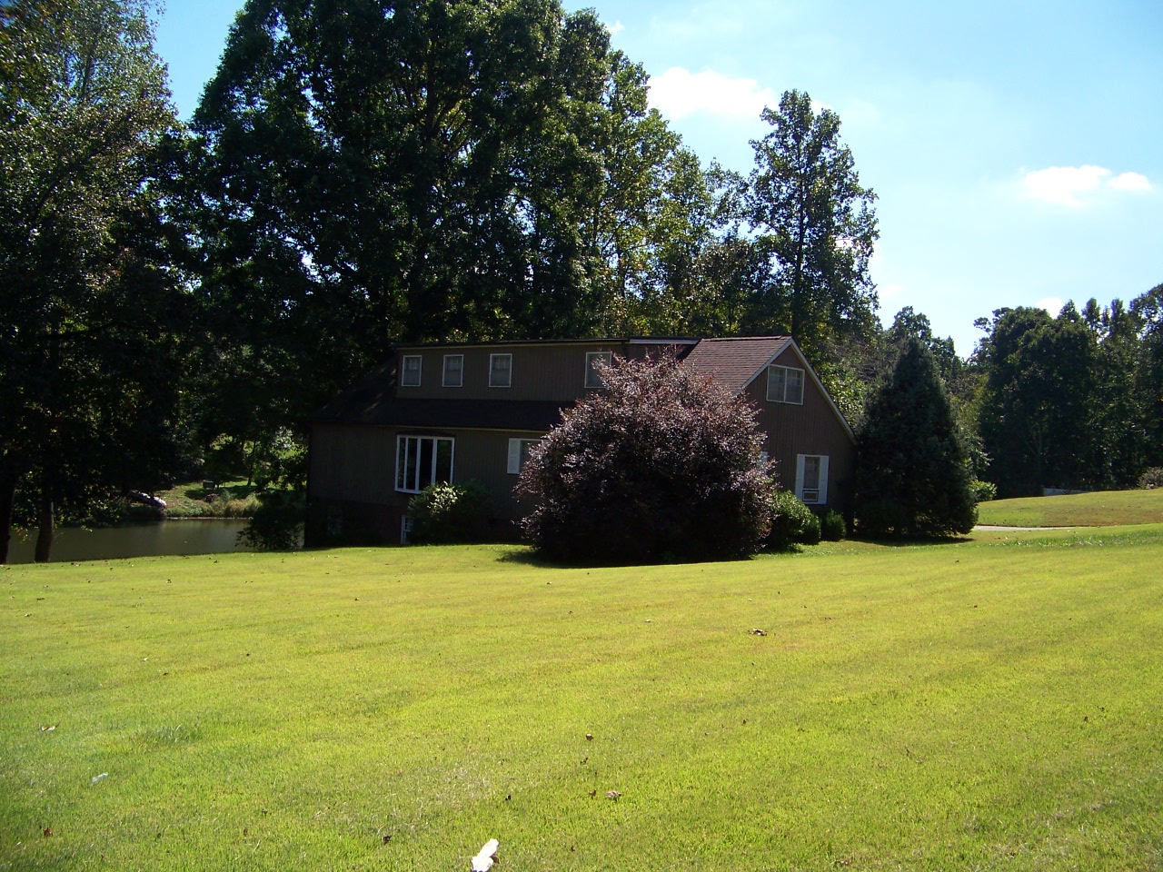2561 Eagle Dr NE, Conover, United States 28613