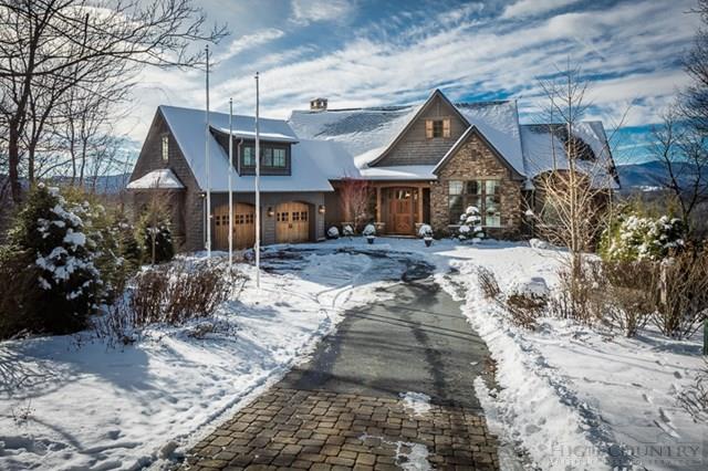 158 Settlers Knob Rd, Elk Park, NC 28622