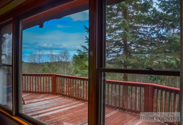 229 Eagle Nest Lane, Fleetwood, NC 28626