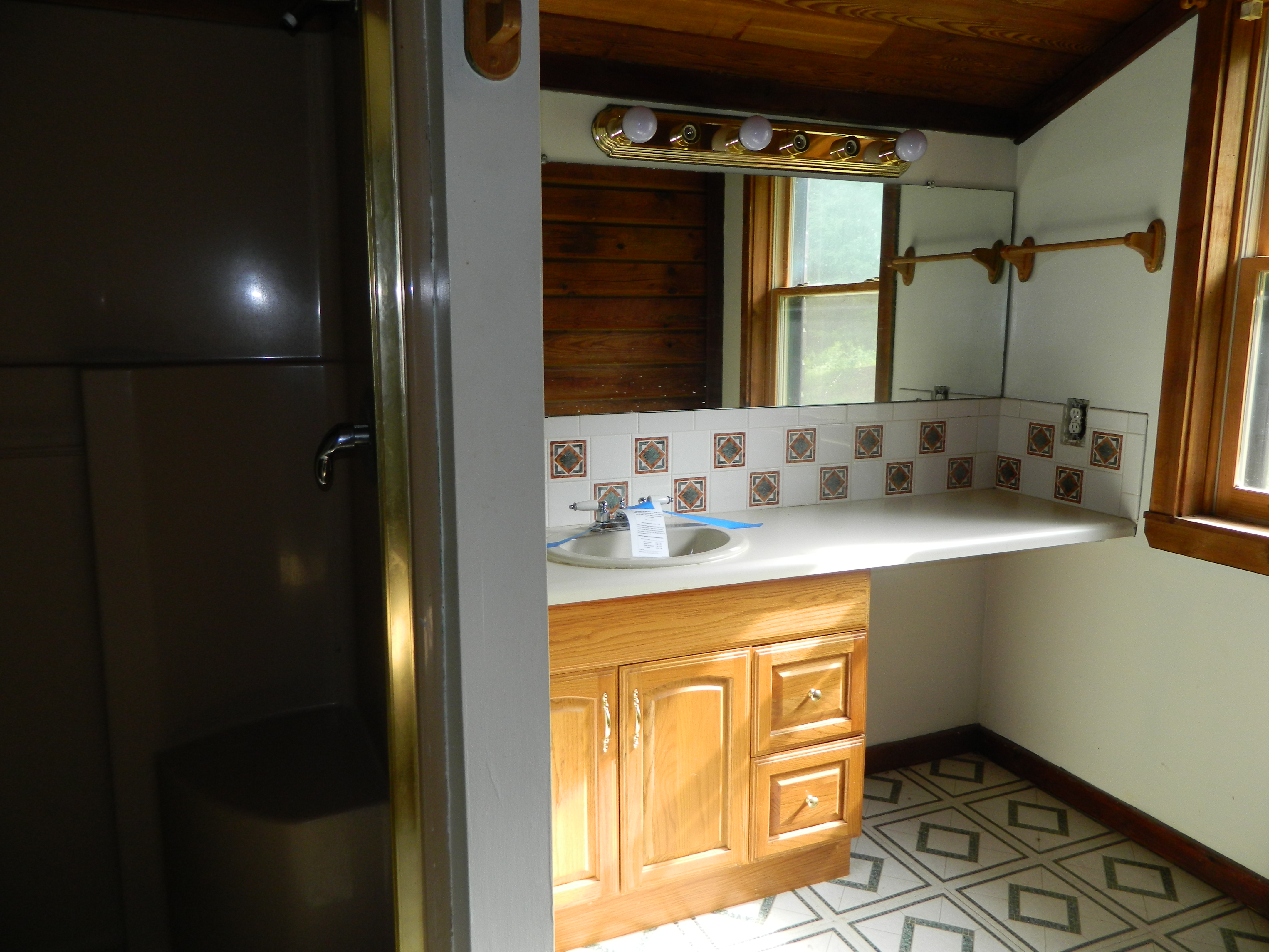 1111 Mccurdy RoadHiddenite, NC, 28636Alexander County