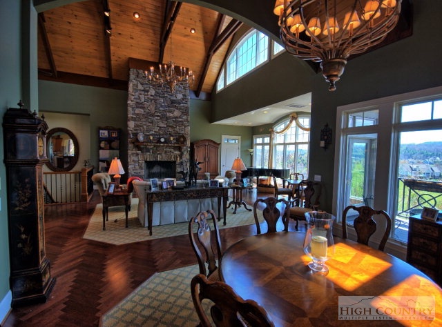 302 EAST LANDING RIDGE CIRCLE, Jefferson, NC 28640