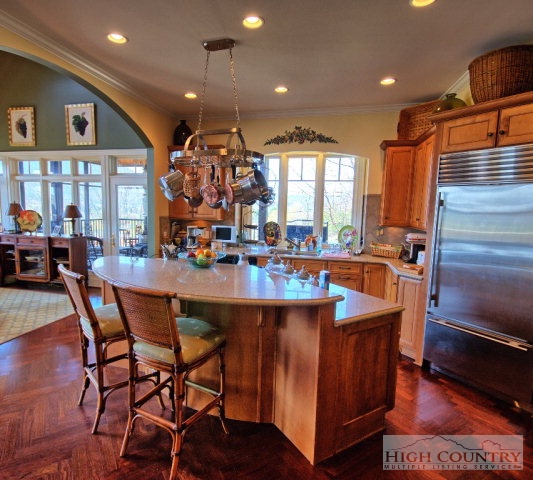 302 EAST LANDING RIDGE CIRCLE, Jefferson, NC 28640