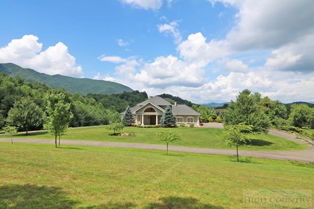 1352 Deep Ford Road, Lansing, NC 28643
