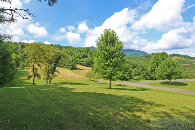 1352 Deep Ford Road, Lansing, NC 28643