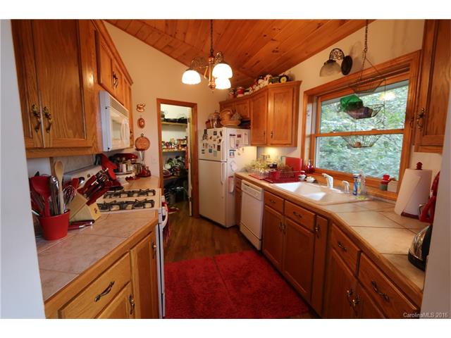 4870 Nightingale Lane, Lenoir, NC 28645