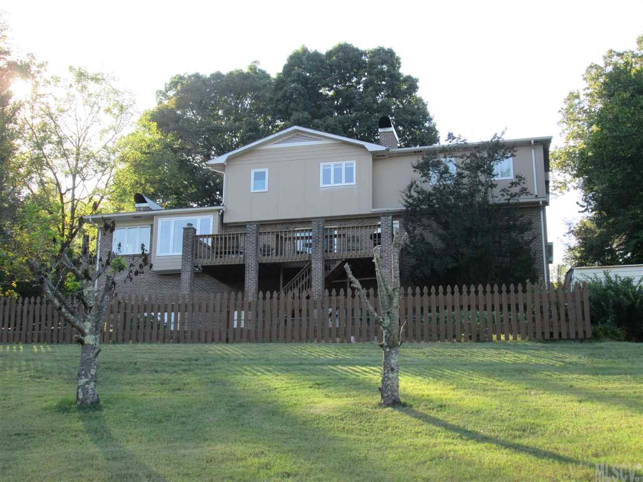 913 SOUTHVIEW PL, Lenoir, NC 28645