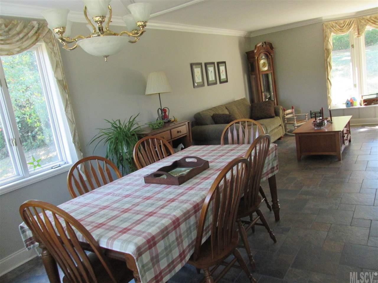913 SOUTHVIEW PL, Lenoir, NC 28645