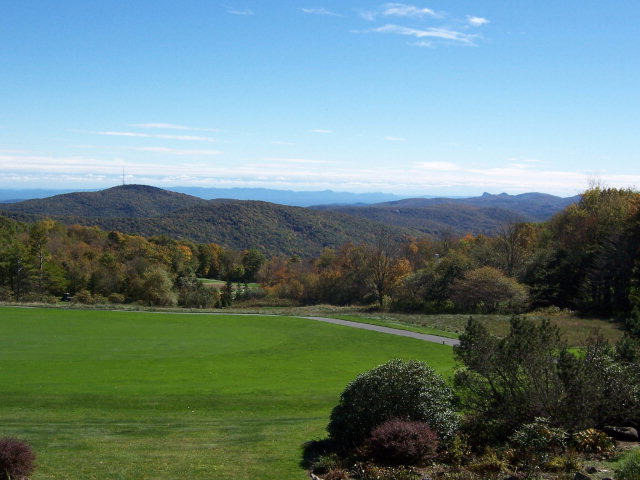 821 Crest Trail, Linville, NC 28646
