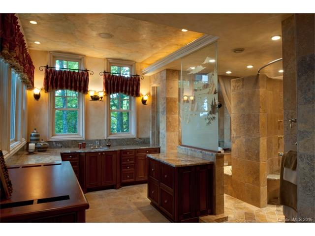 515 Moon Run, Linville, NC 28646