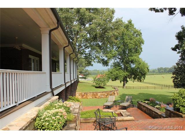 100 Bells Run, Morganton, NC 28655